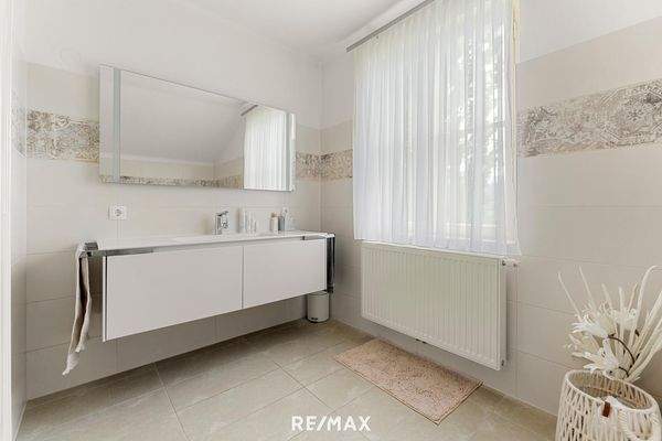 Obergeschoß Badezimmer