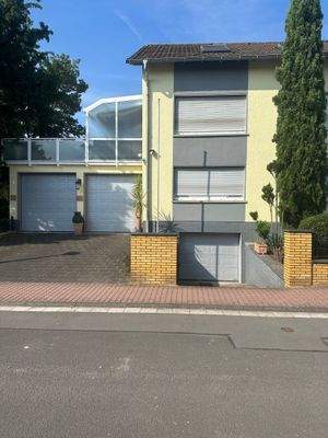 linke Garage gehört zur Wohnung