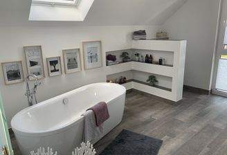 Eine Badewanne von der Sie träumen