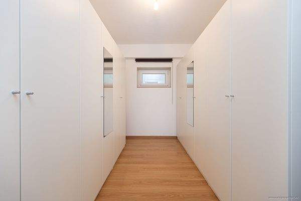 Ankleide - Einliegerwohnung