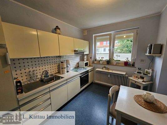 Küche mit einer Einbauküche