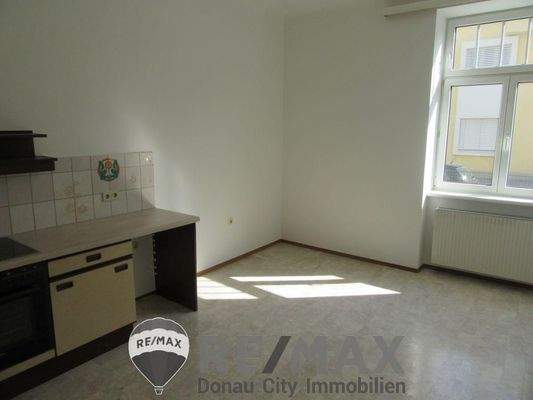 4 Küche mit Essbereich