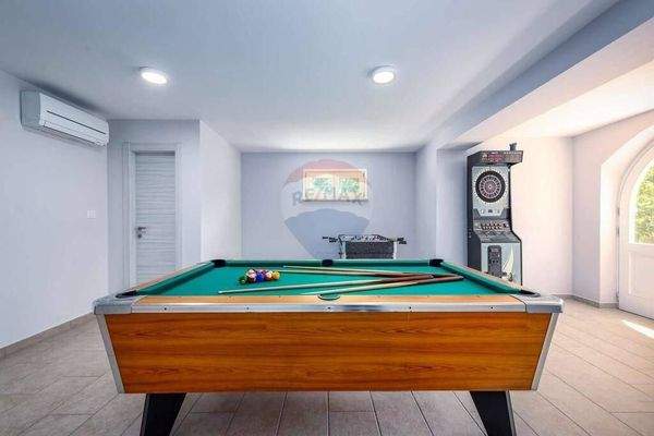 1606599558_269066804