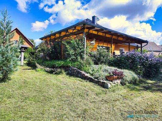 Große Terrasse mit Ausblick