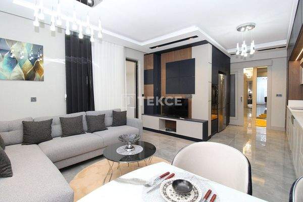 Spacious Apartments Close to Shopping Center in Keçiören