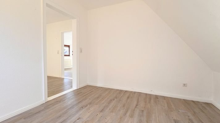 Büro / Ankleide