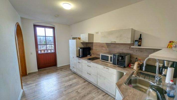 Küche mit Zugang Balkon