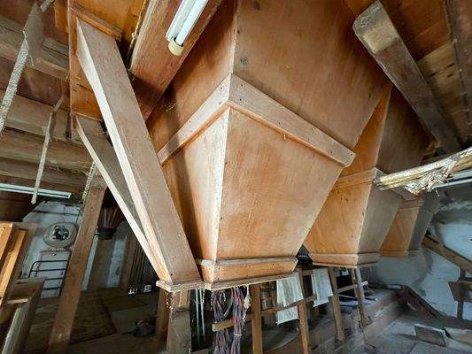 Original Einbauten in der Mühle vorhanden