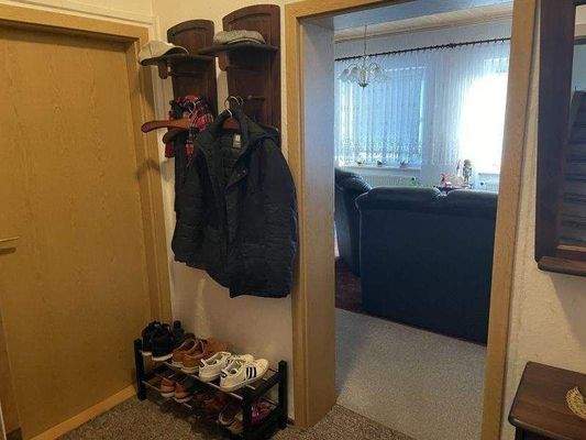 Flur Wohnung 4, Wohnungseingang +Zugang Wohnzimmer