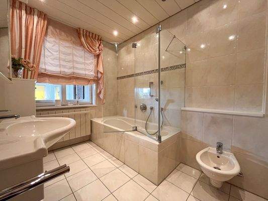 Badezimmer Erdgeschoss