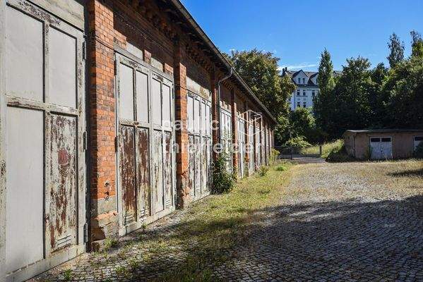 Zusätzliche Lagerflächen auf dem Gelände