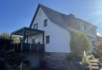 Doppelhaushälfte