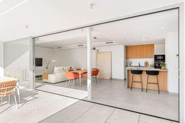 Wohnzimmer / Küchenecke