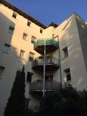 Hinteransicht; Balkonanlage