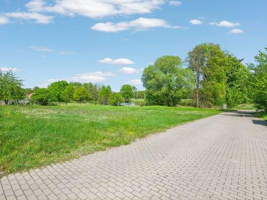 Weg:Stellplatzfläche?