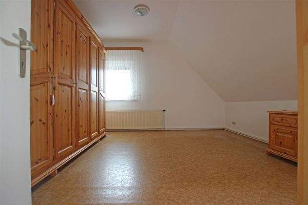 Whg. 3 - Schlafzimmer 1