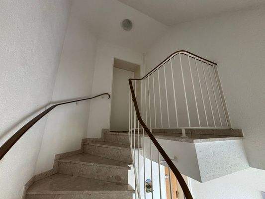 Treppenhaus oben 1.OG/DG