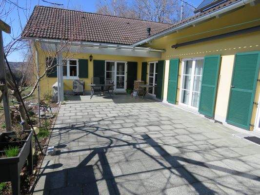 Südterrasse Hauptwohnung   