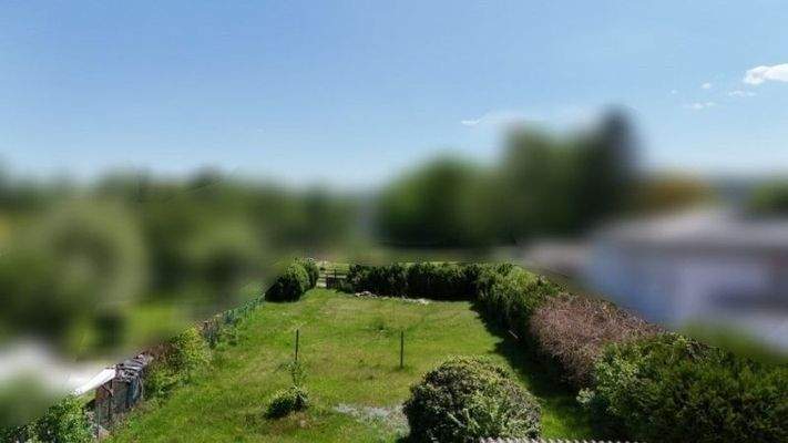 Grundstück und Umgebung