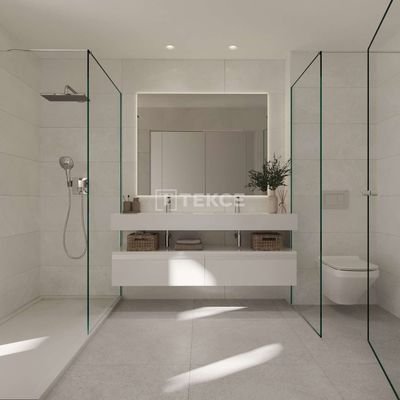 Apartments in Estepona with Terraces that Overlook the Sea