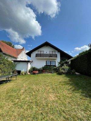 Rückseite mit Garten