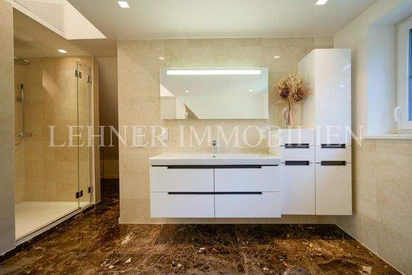 Lehner Immobilien  80