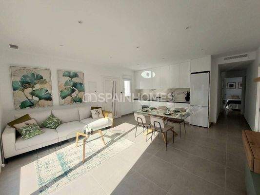 Contemporary Bungalows with Private Pools in Roldán, Murcia