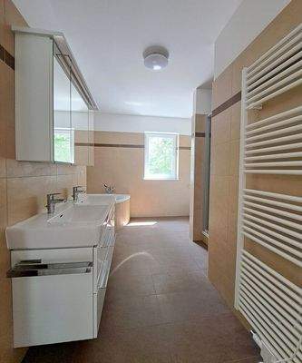 wunderschönes Badezimmer