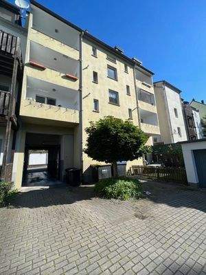 Rückansicht mit Tordurchfahrt