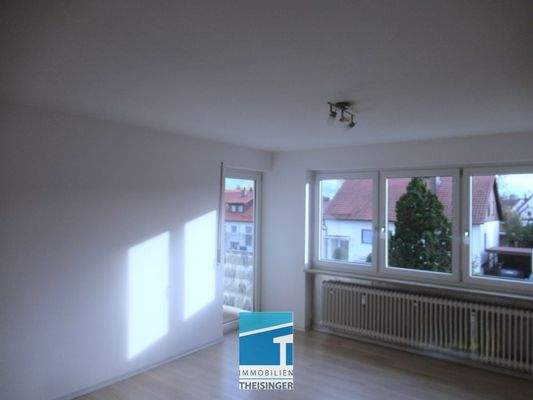 Schlafzimmer mit Ausgang auf den Balkon