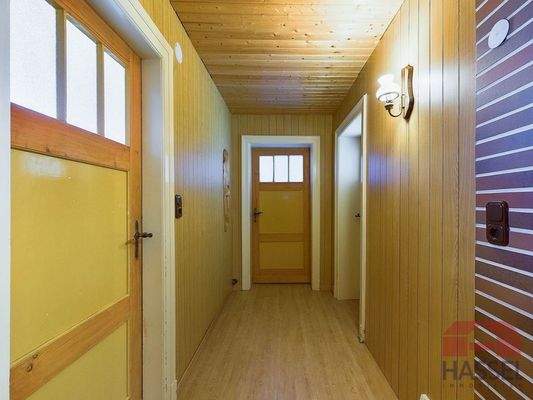 Und hinein in die zweite Wohnung