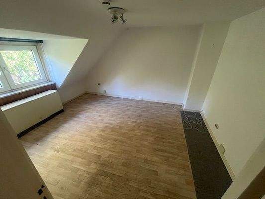 Zimmer vor der Modernisierung