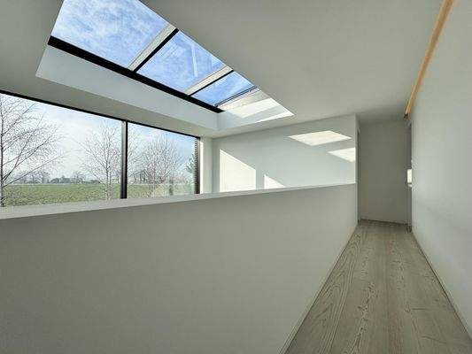 Frühjahr: Obergeschoss - Flur...