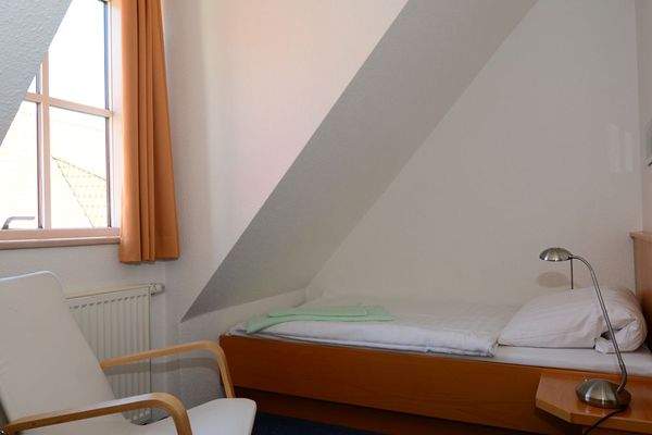 Zimmer-1.OG beispielhaft