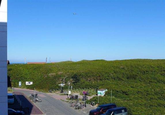 Kleiner Meerblick über den Strandübergang