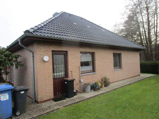 190. Westseite des Bungalows..JPG