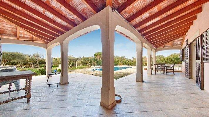 Villa mit Pool zum Verkauf, S'Aranjassa, Palma de Mallorca.