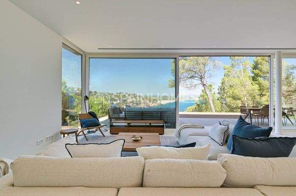 Sea-View Houses with near the Beach in Begur Girona