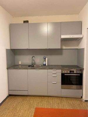 Küche, mit EBK als Beispiel