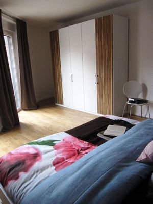 2 Schlafzimmer_1.JPG