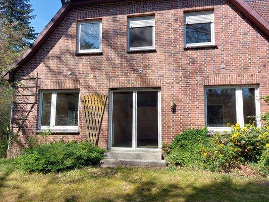 Ansicht Wohnhaus vom Garten