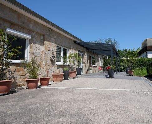 Bungalow mit sonniger Terrasse  