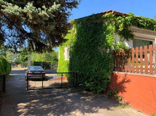 Zufahrt zum Grundstück