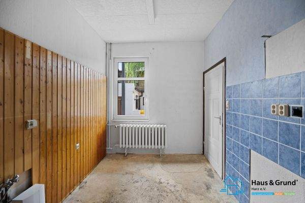 EG rechts Küche.jpg