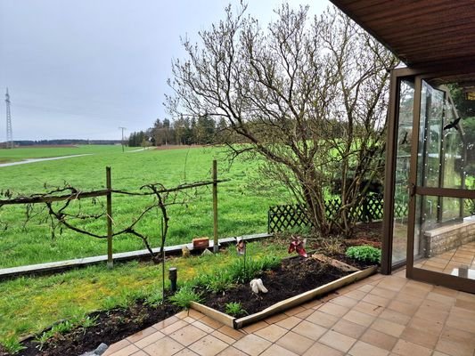 Blick von Terrasse EG..jpg