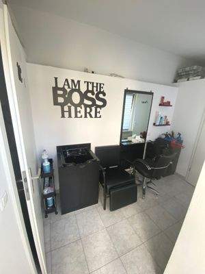 Nebengelass Friseurraum