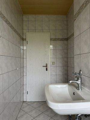 Wannenbad 4-Raum-Wohnung 