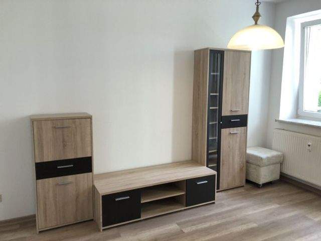 Schöne 1 Raum Wohnung mit Einbauküche Bad mit Dusche, Wohnung teilmöbliert zu vermieten ab 07.2026 - Photo 3