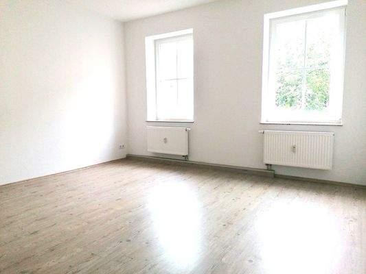 Wohnzimmer mit Laminat