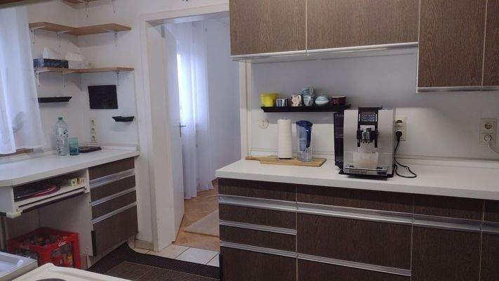 Sicht in die Küche im OG